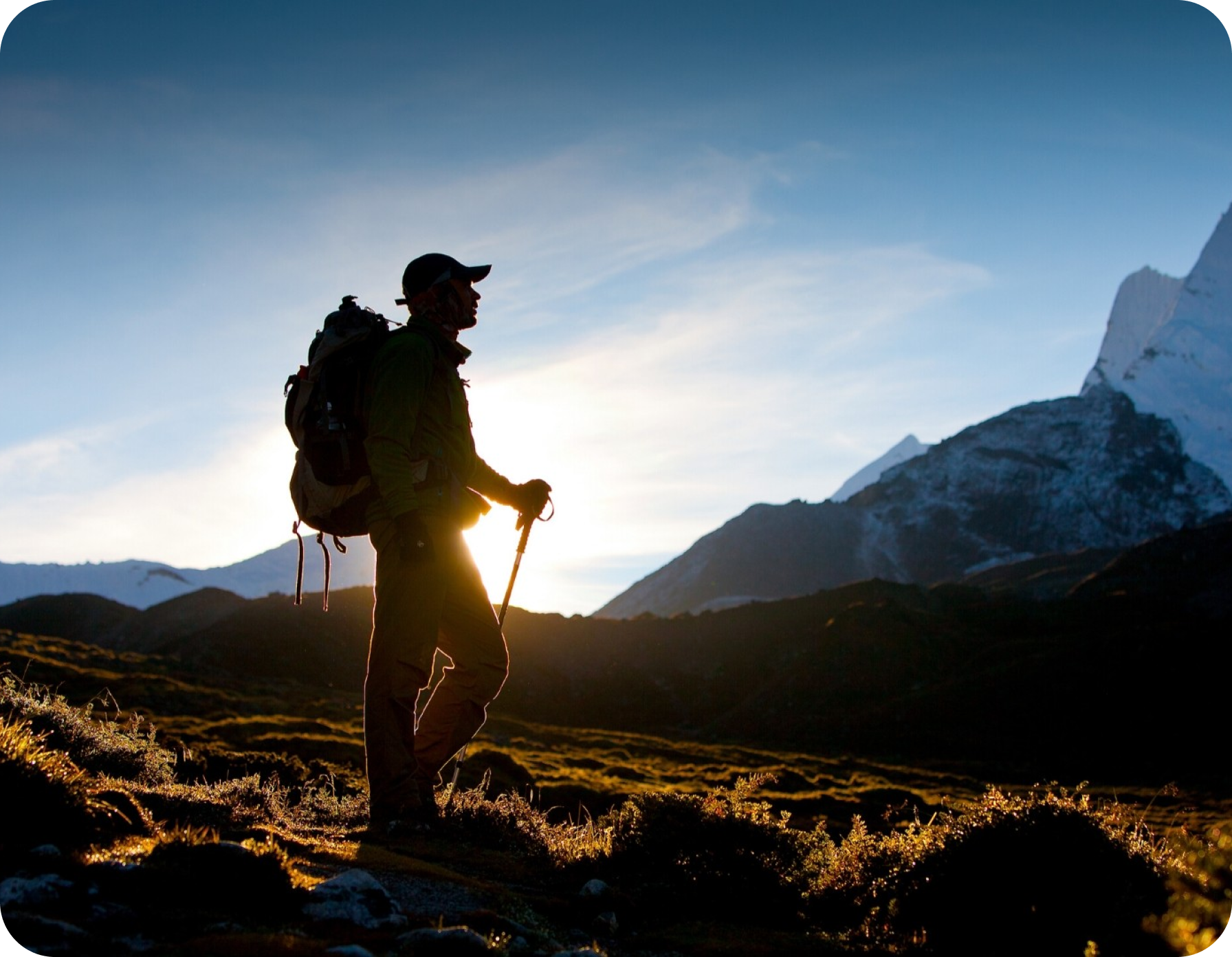 trekking-sunrise-sunset-views-travel-alone